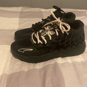 Melo 1.0 Iridescent Black Size 7 G.S